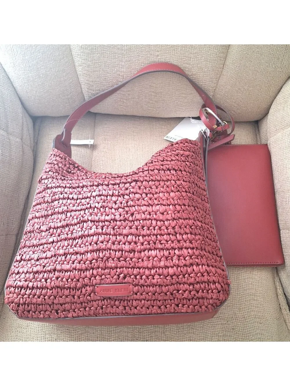 NWT Anne Klein Issa Red Straw Hobo Shoulder Bag w Wristlet & Tassle Key Ring